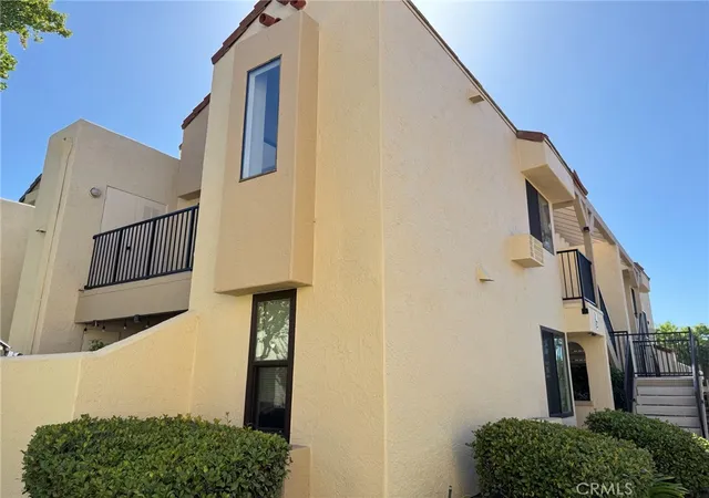 Photo 3 of Condo for sale at 10805 Camino Ruiz #40, San Diego, CA 92126 | MLS# DW26201683 | Listing updated on 2026-10-31