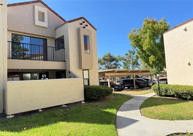 Photo 4 of Condo for sale at 10805 Camino Ruiz #40, San Diego, CA 92126 | MLS# DW26201683 | Listing updated on 2026-10-31