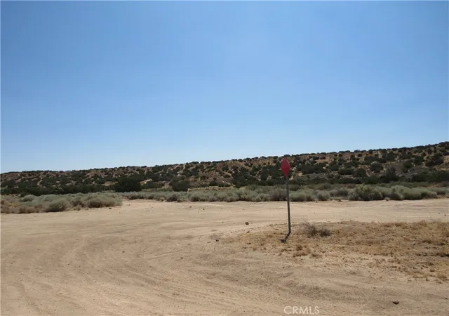 Photo 1 of Land for sale at 0 Middleton Ave, Hesperia, CA 92345 | MLS# HD26202036 | Listing updated on 2026-09-15