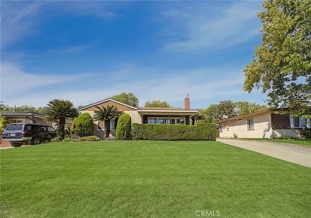 Photo 1 of Single family home for sale at 347 W Leeside, Glendora, CA 91741 | MLS# CV26201981 | Listing updated on 2026-10-01