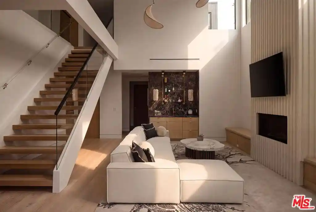 Photo 1 of Single family home for sale at 738 Palms Blvd, Venice, CA 90291 | MLS# 26984937 | Listing updated on 2026-10-14