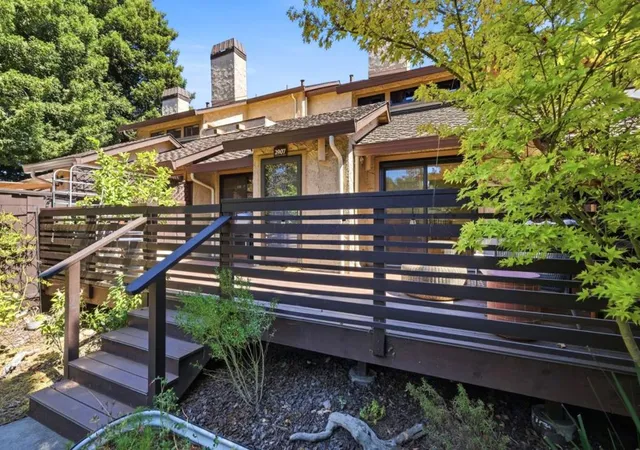 Photo 2 of Townhouse for sale at 2907 Crocker, Aptos, CA 95003 | MLS# ML82061361 | Listing updated on 2026-10-04