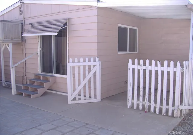Photo 4 of Manufactured home for sale at 26060 Queen Palm, Homeland, CA 92548 | MLS# IG26199910 | Listing updated on 2026-09-16
