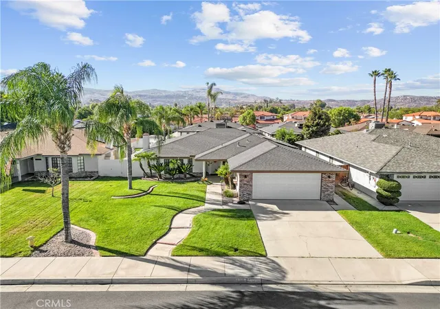 Photo 1 of Single family home for sale at 42095 Acacia Ave, Hemet, CA 92544 | MLS# SW26201007 | Listing updated on 2026-10-05