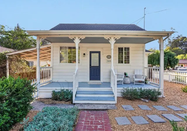 Photo 1 of Single family home for sale at 3499 N Main St, Soquel, CA 95073 | MLS# ML82061372 | Listing updated on 2026-10-12