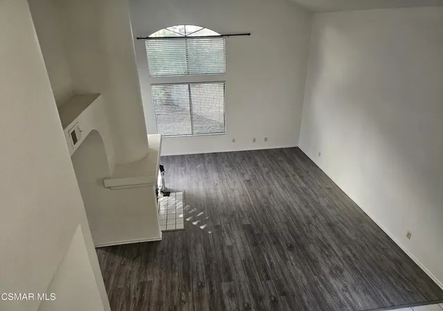 Photo 3 of Townhouse for sale at 2752 Annandale Ln, Simi Valley, CA 93063 | MLS# 226004406 | Listing updated on 2026-10-07