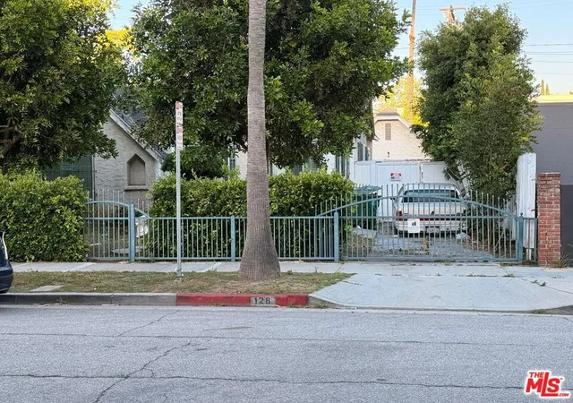 Photo 1 of Single family home for sale at 128 N Carson Rd, Beverly Hills, CA 90211 | MLS# 26988773 | Listing updated on 2026-09-15