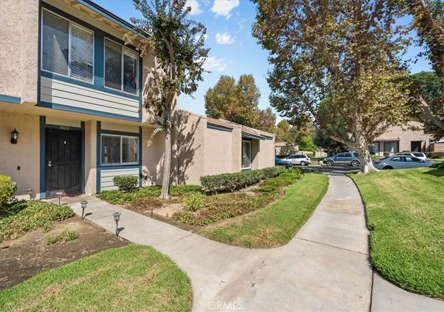 Listing Photo 5 - Condo for sale in building located at 1002 Harrington, West Covina, CA 91792