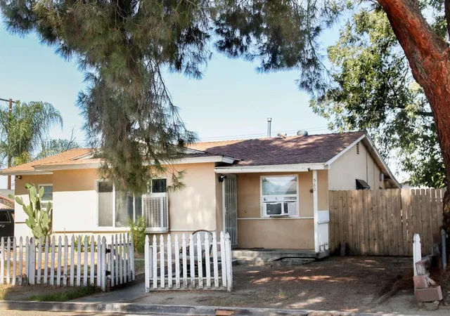 Photo 1 of Single family home for sale at 580 Kit, Hemet, CA 92543 | MLS# 260022614SD | Listing updated on 2026-09-16