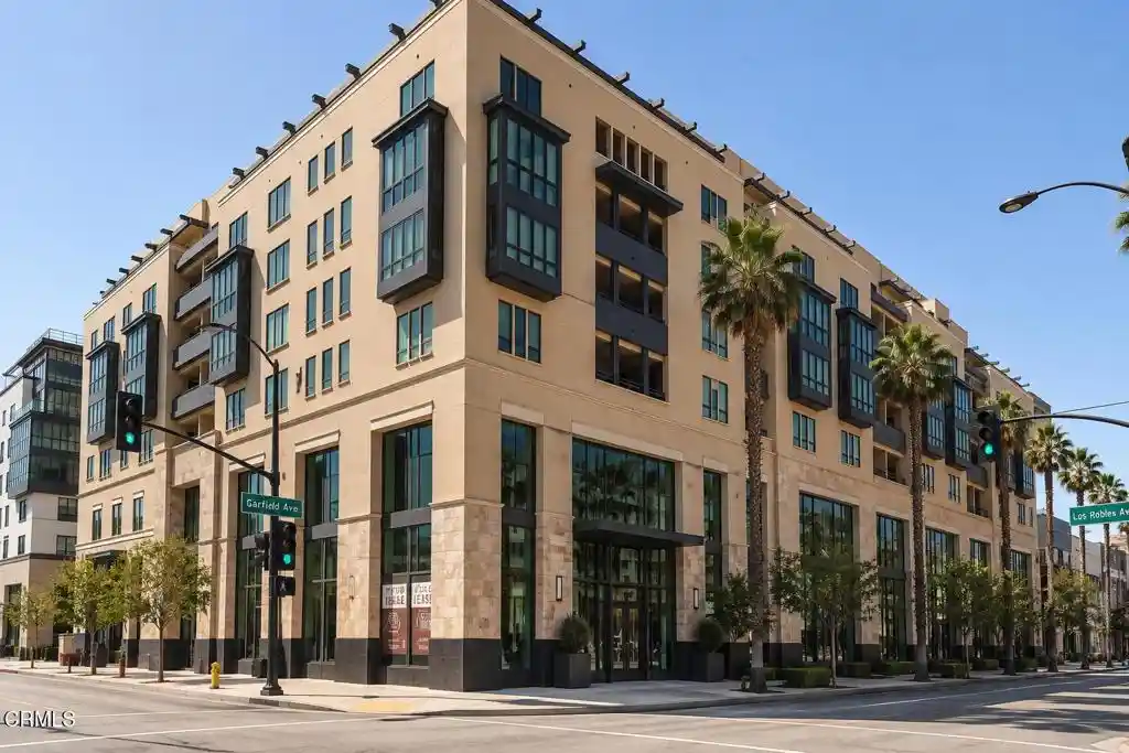 Listing Photo 52 - Condo for sale in 39 S Los Robles Ave located at 39 S Los Robles Ave, Pasadena, CA 91101 - Unit #5005