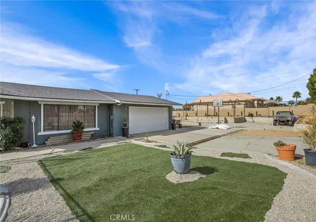 Photo 4 of Single family home for sale at 13288 Choco, Apple Valley, CA 92308 | MLS# CV26202358 | Listing updated on 2026-10-10