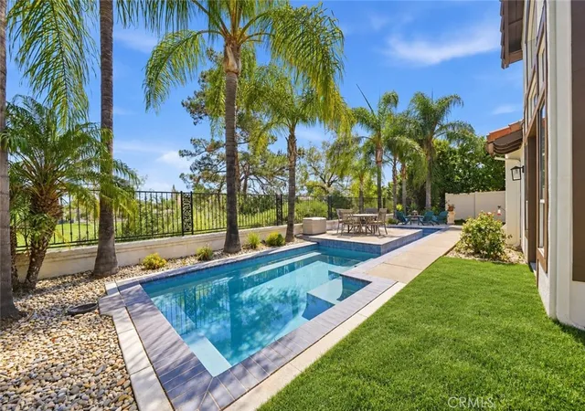 Single family home for sale at 45556 Via Jaca, Temecula, CA 92592 | MLS# SW26202338