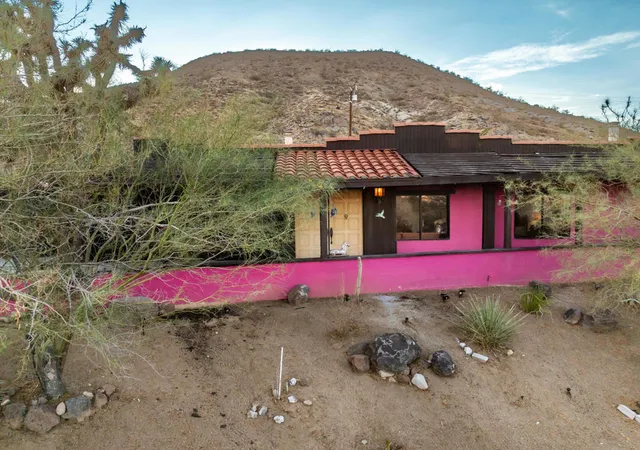Photo 3 of Single family home for sale at 2476 Old Woman Springs Rd, Yucca Valley, CA 92284 | MLS# 219152766PS | Listing updated on 2026-09-16