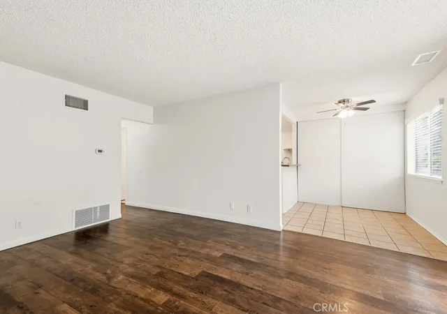 Listing Photo 4 - Condo for sale in building located at 16040 Leffingwell, Whittier, CA 90603 - Unit #101