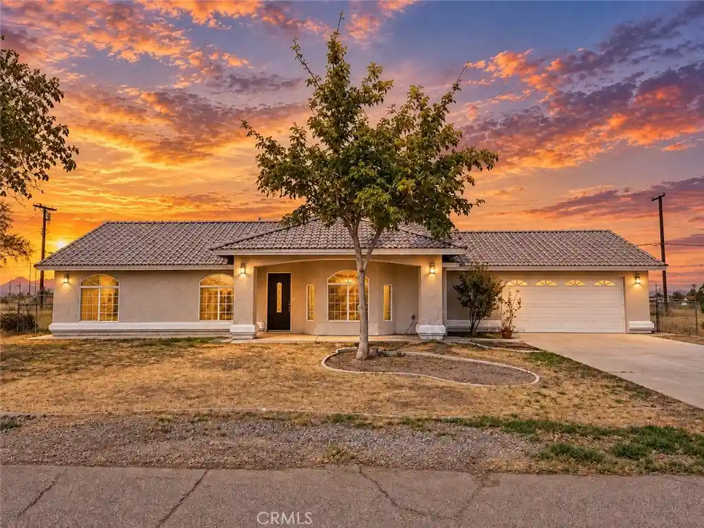 Photo 1 of Single family home for sale at 10968 Nambe, Apple Valley, CA 92308 | MLS# WS26202481 | Listing updated on 2026-10-24