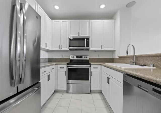 Photo 2 of Condo for sale at 1601 India St #111, San Diego, CA 92101 | MLS# 260022628SD | Listing updated on 2026-10-04