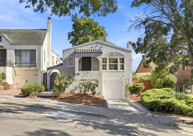 Single family home for sale at 4120 35th Avenue, Oakland, CA 94619 | MLS# ML82061414