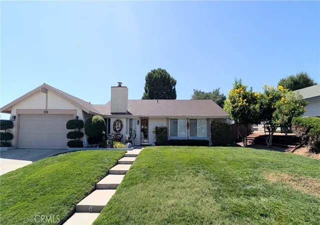 Photo 1 of Single family home for sale at 865 Via Panorama, Banning, CA 92220 | MLS# IG26202160 | Listing updated on 2026-10-08