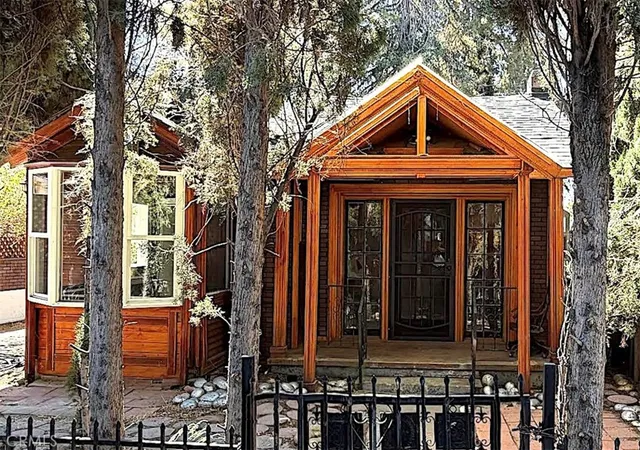 Photo 1 of Single family home for sale at 677 Elm St, San Jose, CA 95126 | MLS# SW26201837 | Listing updated on 2026-10-09