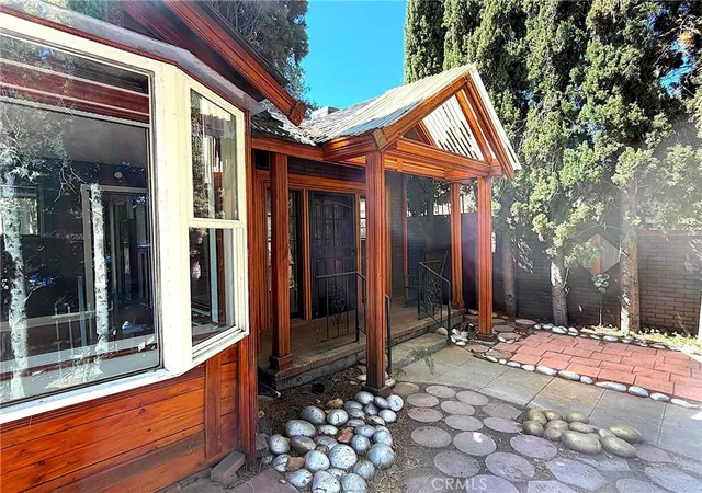 Photo 2 of Single family home for sale at 677 Elm St, San Jose, CA 95126 | MLS# SW26201837 | Listing updated on 2026-10-09