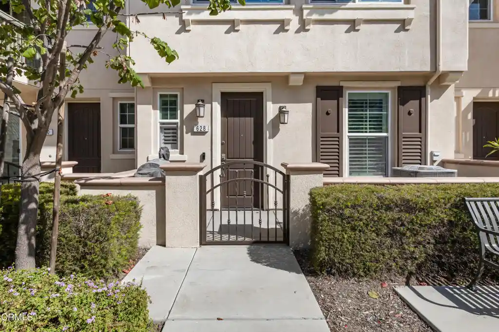 Condo for sale at 628 Mustang St, Camarillo, CA 93010 | MLS# V1-38758