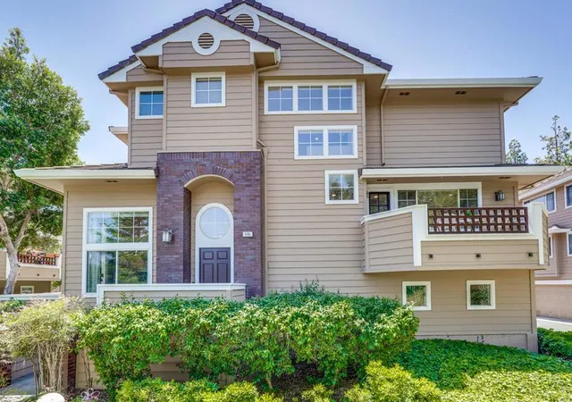 Townhouse for sale at 506 Ml River Ln, San Jose, CA 95134 | MLS# ML82061431
