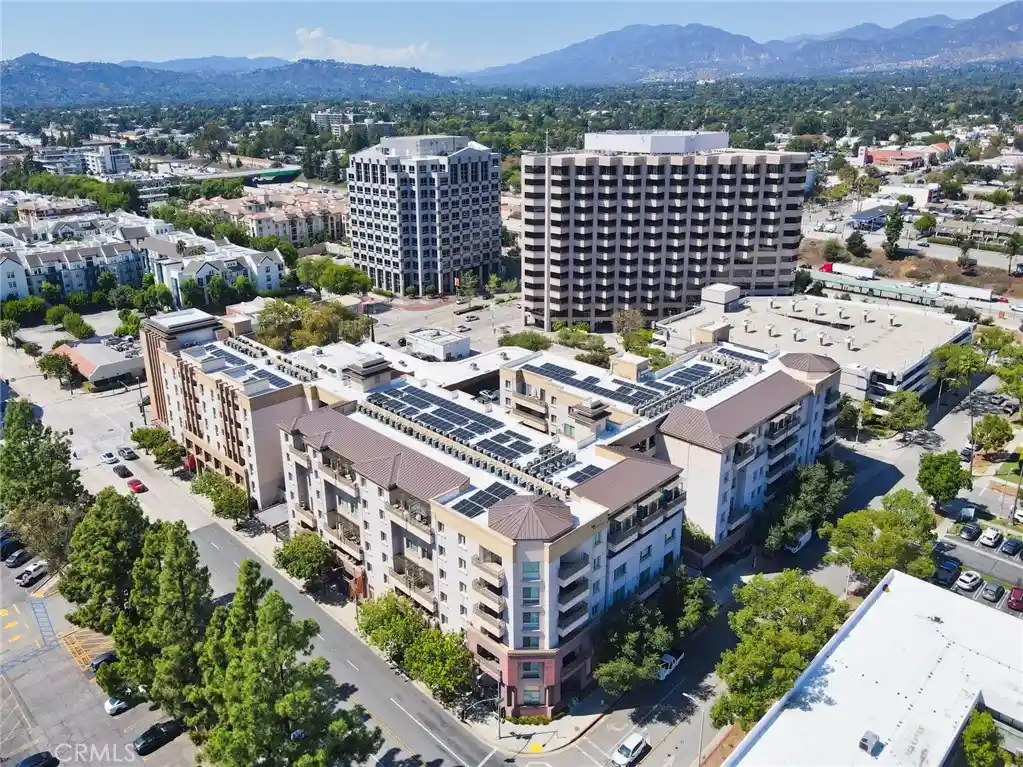 Listing Photo 39 - Condo for sale in 931 E Walnut located at 931 E Walnut, Pasadena, CA 91106 - Unit #607