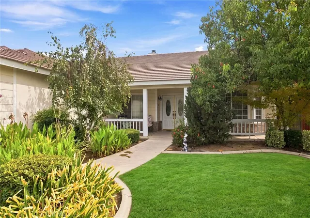 Photo 3 of Single family home for sale at 10019 Laurel Park, Bakersfield, CA 93312 | MLS# OC26202644 | Listing updated on 2026-09-19