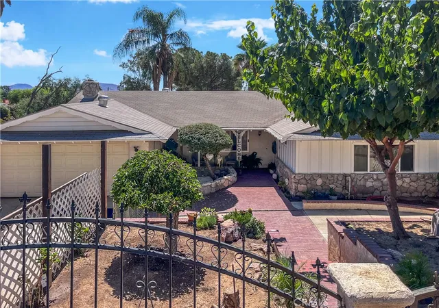 Photo 2 of Single family home for sale at 25325 Mountain Cliff, Moreno Valley, CA 92557 | MLS# CV26202244 | Listing updated on 2026-09-26