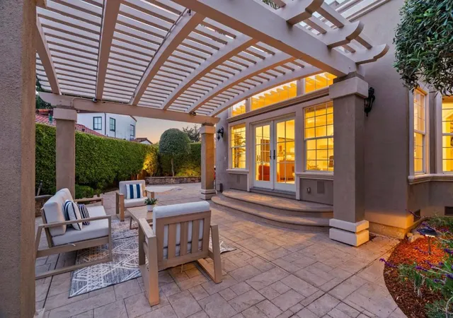 Photo 3 of Single family home for sale at 400 Seaview Dr, Aptos, CA 95003 | MLS# ML82061400 | Listing updated on 2026-10-12