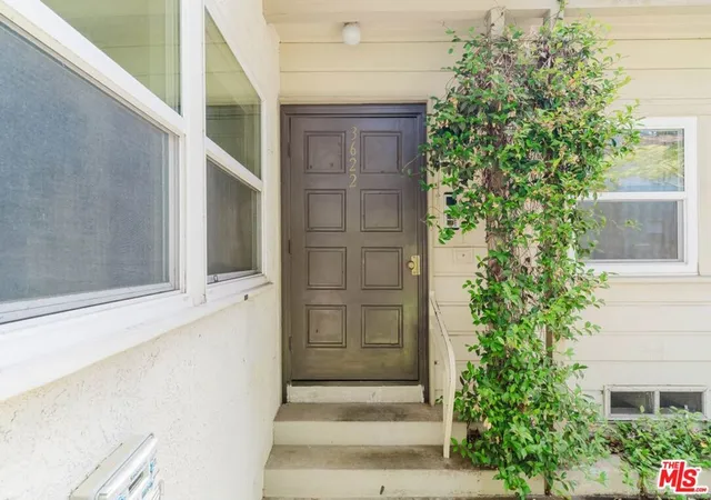Photo 2 of Condo for sale at 3622 Kalsman Dr #2, Los Angeles, CA 90016 | MLS# 26988689 | Listing updated on 2026-10-04
