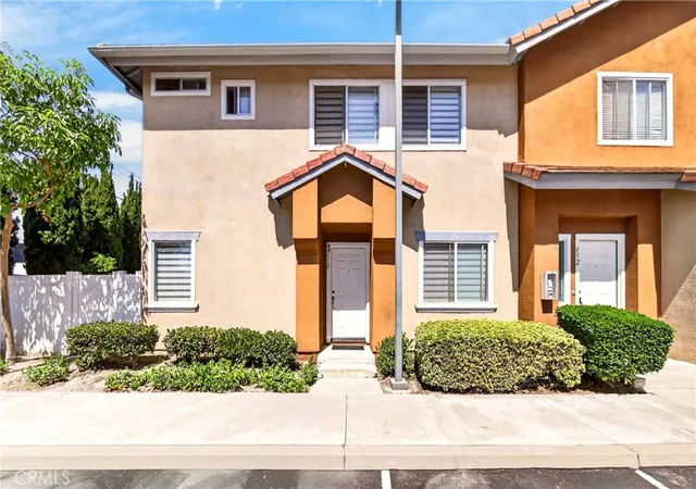 Photo 2 of Condo for sale at 650 W Vermont Ave #46, Anaheim, CA 92805 | MLS# PW26202556 | Listing updated on 2026-10-11