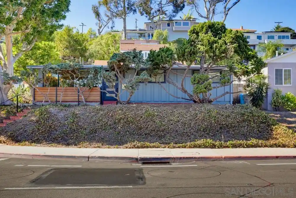 Photo 1 of Sale Pending at 2204 Rosecrans, San Diego, CA 92106 | MLS# 260022648SD | Listing updated on 2026-10-25