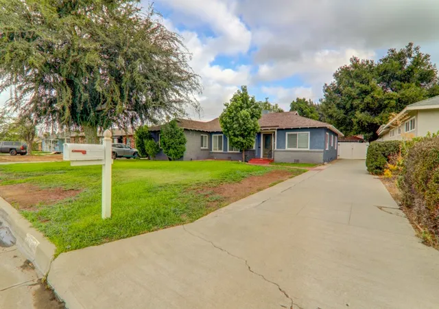 Photo 1 of Sale Pending at 2483 Rancho, Riverside, CA 92507 | MLS# IV26201250 | Listing updated on 2026-09-29