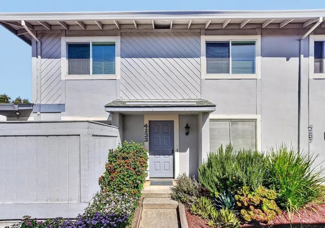 Photo 1 of Condo for sale at 4233 Topsail Ct, Soquel, CA 95073 | MLS# ML82061422 | Listing updated on 2026-10-09