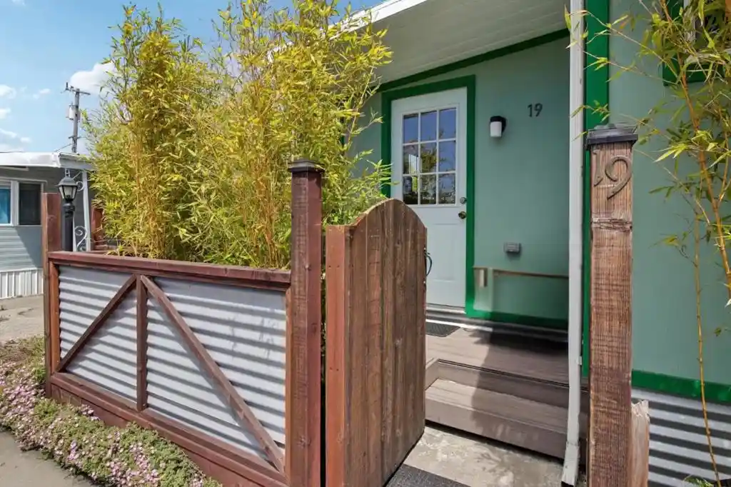 Manufactured home for sale at 890 38th Avenue #19, Santa Cruz, CA 95062 | MLS# ML82061465