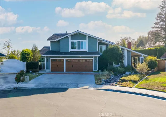 Photo 2 of Single family home for sale at 21321 Hillside Ct, Lake Forest, CA 92630 | MLS# PW26202722 | Listing updated on 2026-09-20