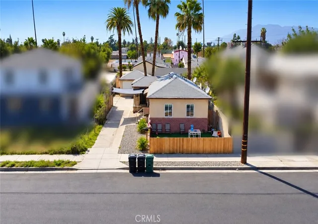 Photo 2 of Sale Pending at 1152 N Acacia Ave, San Bernardino, CA 92410 | MLS# IG26202462 | Listing updated on 2026-09-29