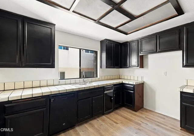 Photo 3 of Condo for sale at 2718 Vanderbilt Ln #B, Redondo Beach, CA 90278 | MLS# P1-28860 | Listing updated on 2026-10-12