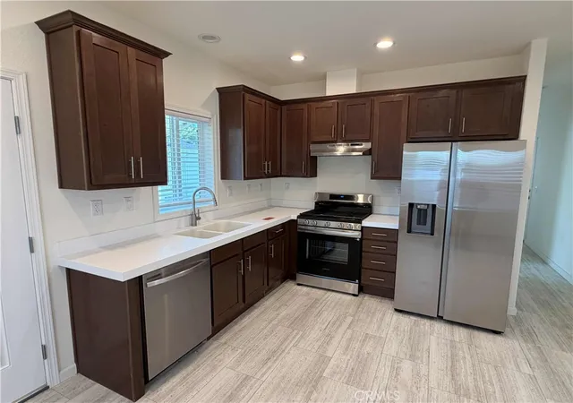 Photo 2 of Manufactured home for sale at 701 E Lassen Ave #186, Chico, CA 95973 | MLS# OC26202877 | Listing updated on 2026-09-16
