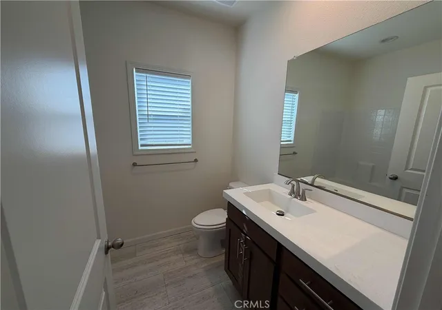 Photo 3 of Manufactured home for sale at 701 E Lassen Ave #186, Chico, CA 95973 | MLS# OC26202877 | Listing updated on 2026-09-16