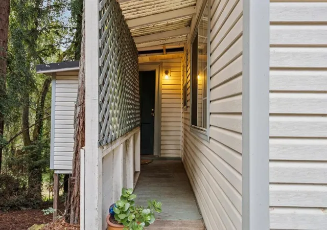 Photo 3 of Single family home for sale at 180 Cresta Dr, Boulder Creek, CA 95006 | MLS# ML82060207 | Listing updated on 2026-10-10