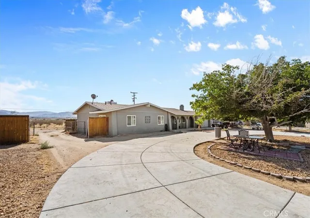Photo 1 of Single family home for sale at 16375 Sago Rd, Apple Valley, CA 92307 | MLS# IG26201164 | Listing updated on 2026-10-10