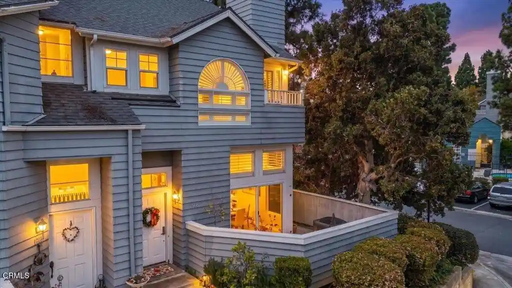 Condo for sale at 1068 Stravinsky Ln, Ventura, CA 93003 | MLS# V1-38767
