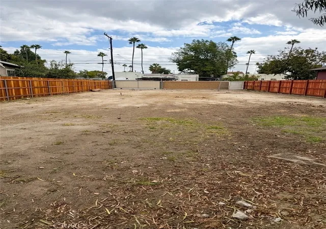 Photo 1 of Land for sale at 618 N Zeyn, Anaheim, CA 92805 | MLS# CV26202720 | Listing updated on 2026-09-16