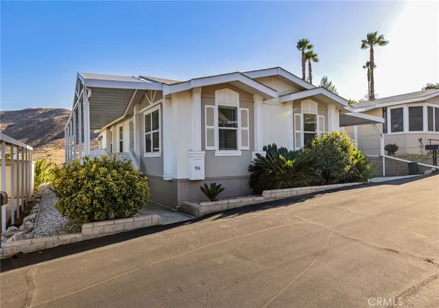 Photo 2 of Manufactured home for sale at 32600 State Hwy 74 #96, Hemet, CA 92545 | MLS# SW26196415 | Listing updated on 2026-09-16