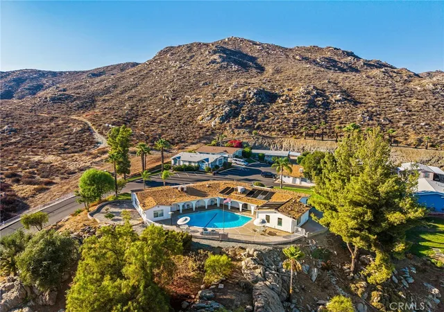 Photo 3 of Manufactured home for sale at 32600 State Hwy 74 #96, Hemet, CA 92545 | MLS# SW26196415 | Listing updated on 2026-09-16