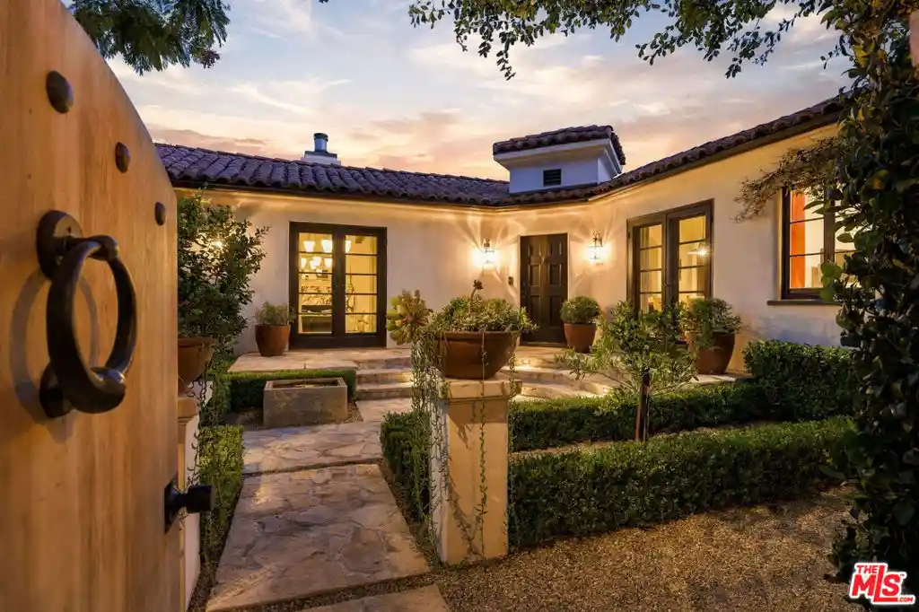 Photo 1 of Single family home for sale at 465 Westmount Dr, West Hollywood, CA 90048 | MLS# 26989157 | Listing updated on 2026-10-09