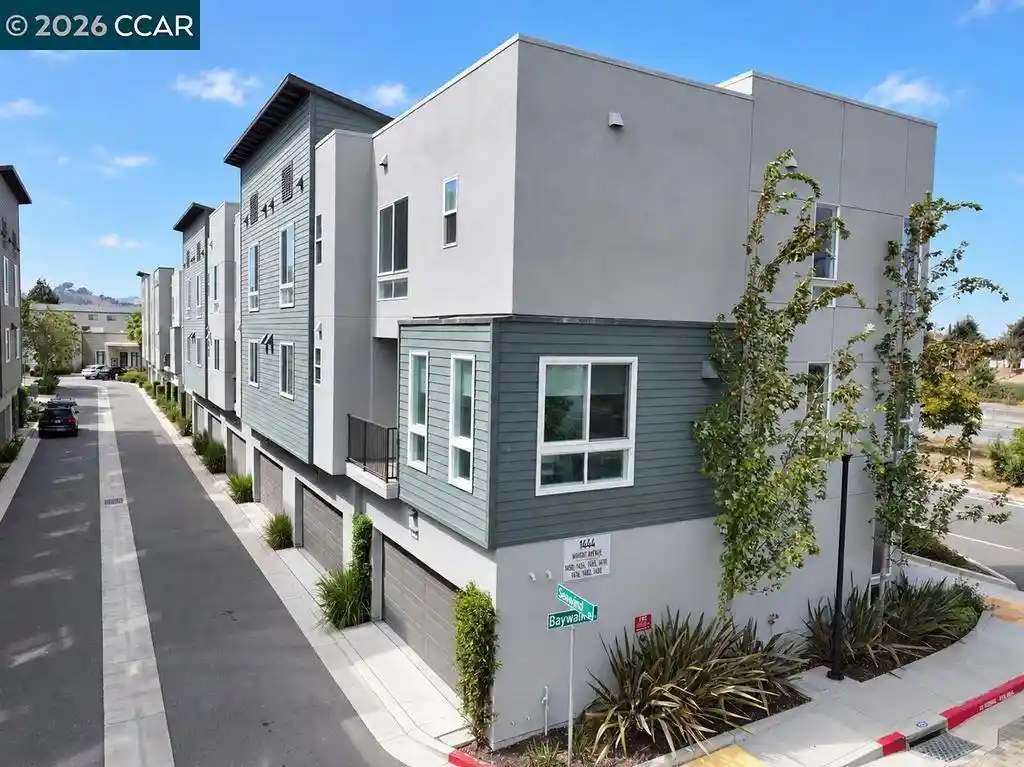 Listing Photo 2 - Condo for sale in 1488 Wright Ave located at 1488 Wright Ave, Richmond, CA 94804 - Unit 1488 Wright Ave