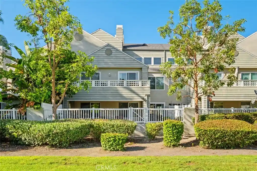 Photo 1 of Condo for sale at 36 Rainwood, Aliso Viejo, CA 92656 | MLS# OC26158862 | Listing updated on 2026-10-25